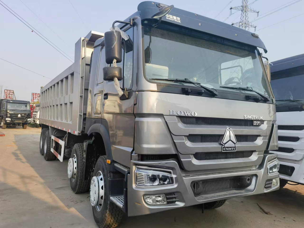 Sinotruk HOWO 371 8*4 Dump truck - Istovarivač: slika 5 Sinotruk HOWO 371 8*4 Dump truck - Istovarivač: slika 5