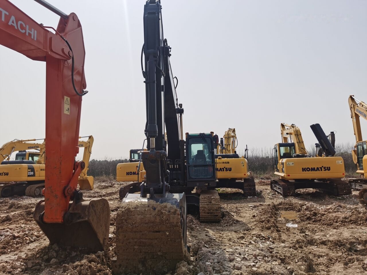 Volvo EC210D - Bager guseničar: slika 3 Volvo EC210D - Bager guseničar: slika 3