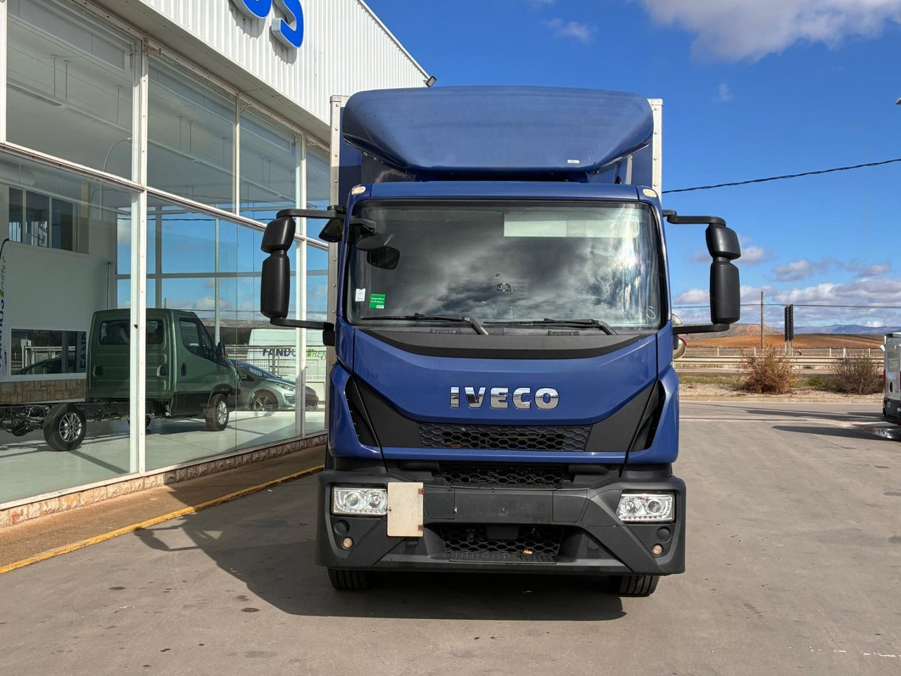 Caja cerrada IVECO Eurocargo ML 160 E25 - Kamion sa zatvorenim sandukom: slika 2 Caja cerrada IVECO Eurocargo ML 160 E25 - Kamion sa zatvorenim sandukom: slika 2