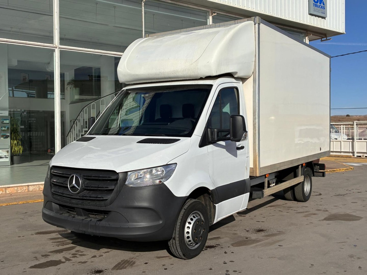 Caja cerrada Mercedes Sprinter 514 20m3 con puertas traseras - Dostavno vozilo sa zatvorenim sandukom: slika 1 Caja cerrada Mercedes Sprinter 514 20m3 con puertas traseras - Dostavno vozilo sa zatvorenim sandukom: slika 1