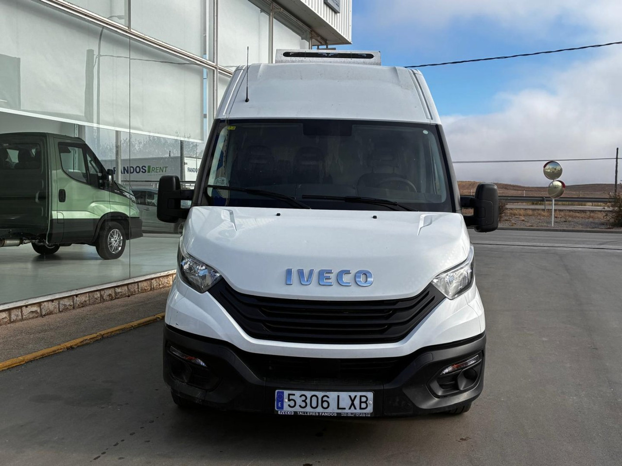 Frigorífico IVECO 35S16 V FRIGORÍFICA 12m3 - Dostavno vozilo hladnjača: slika 2 Frigorífico IVECO 35S16 V FRIGORÍFICA 12m3 - Dostavno vozilo hladnjača: slika 2