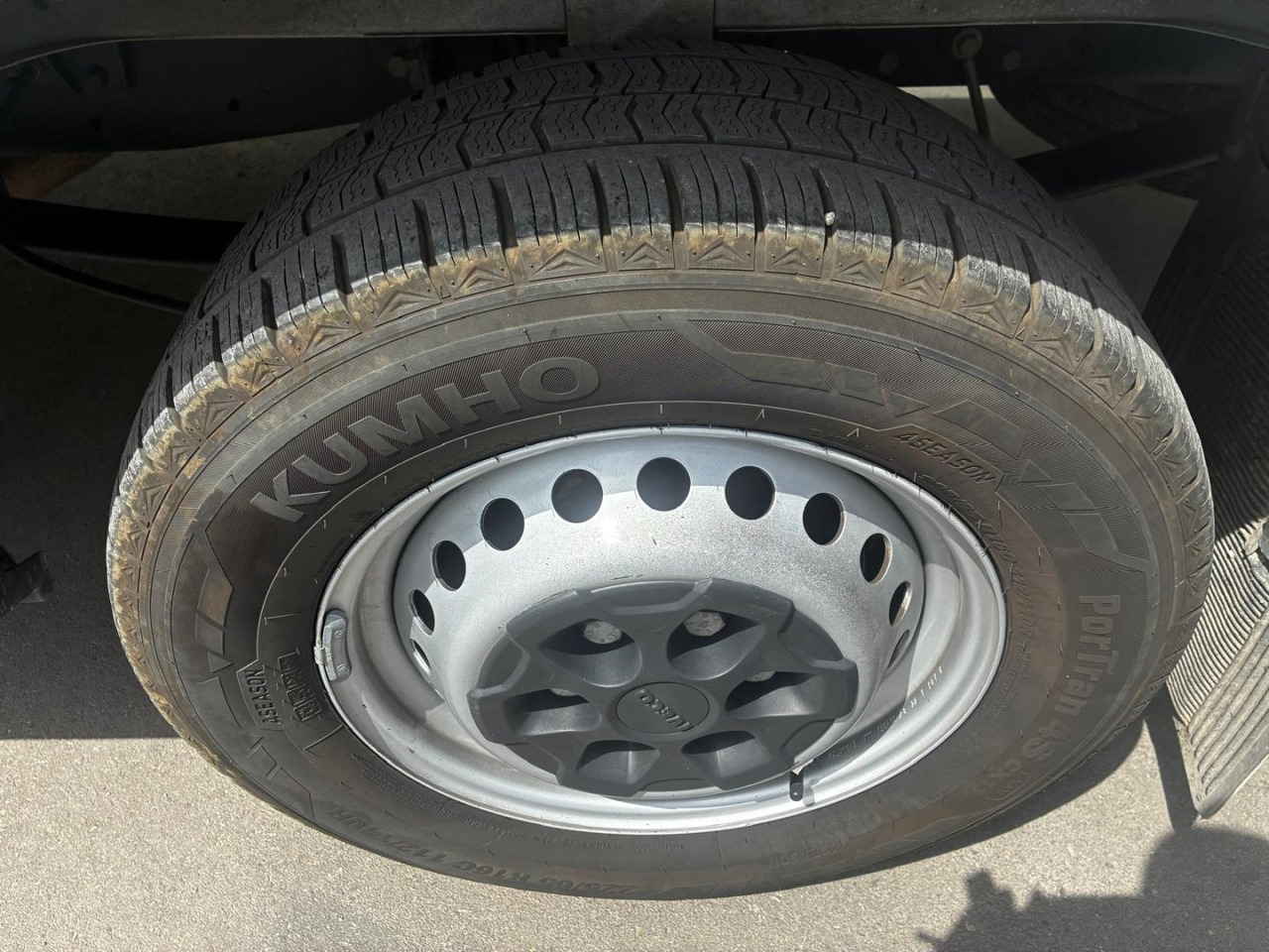 Lizing Furgón IVECO 35S14 V 12m3 Furgón IVECO 35S14 V 12m3: slika 15 Lizing Furgón IVECO 35S14 V 12m3 Furgón IVECO 35S14 V 12m3: slika 15