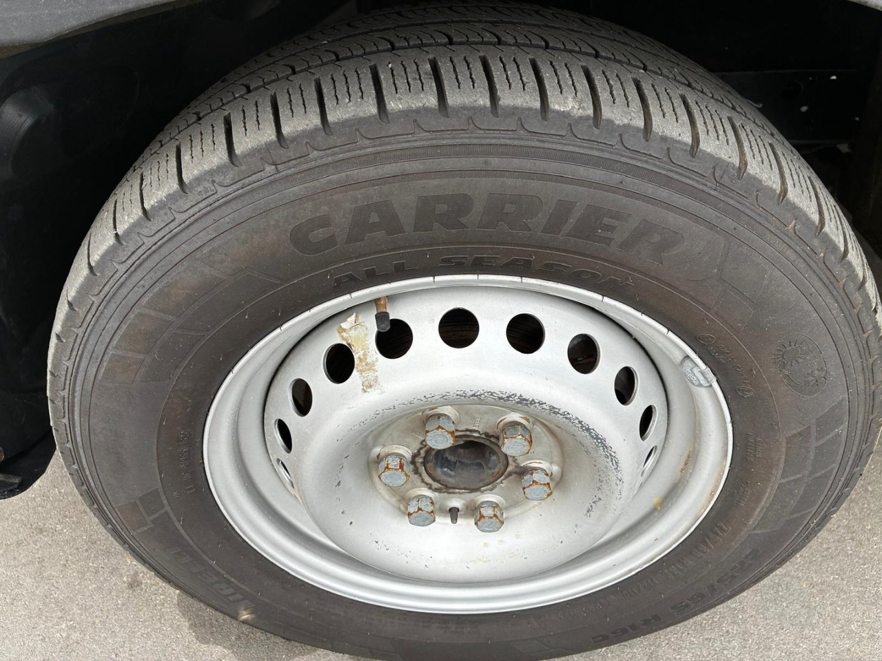 Lizing Furgón IVECO 35S14 V 12m3 Furgón IVECO 35S14 V 12m3: slika 13 Lizing Furgón IVECO 35S14 V 12m3 Furgón IVECO 35S14 V 12m3: slika 13