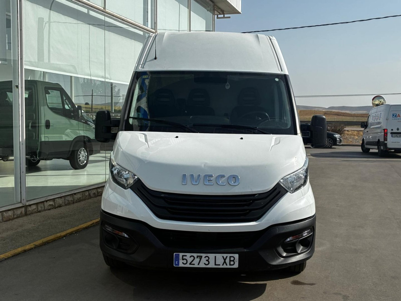 Furgón IVECO 35S16 V 12m3 - Furgon: slika 2 Furgón IVECO 35S16 V 12m3 - Furgon: slika 2