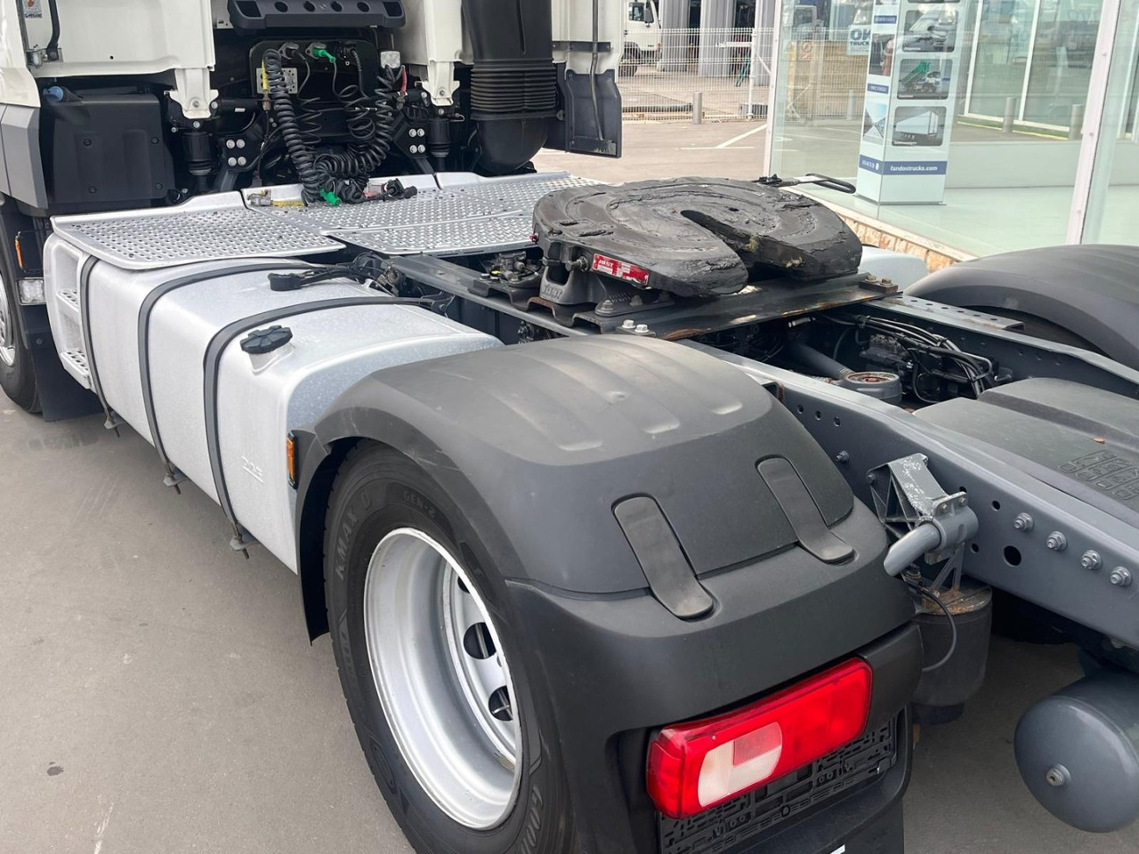 Cabeza Tractora DAF 480 AUTOMATICA CON INTARDER - Tegljač: slika 5 Cabeza Tractora DAF 480 AUTOMATICA CON INTARDER - Tegljač: slika 5