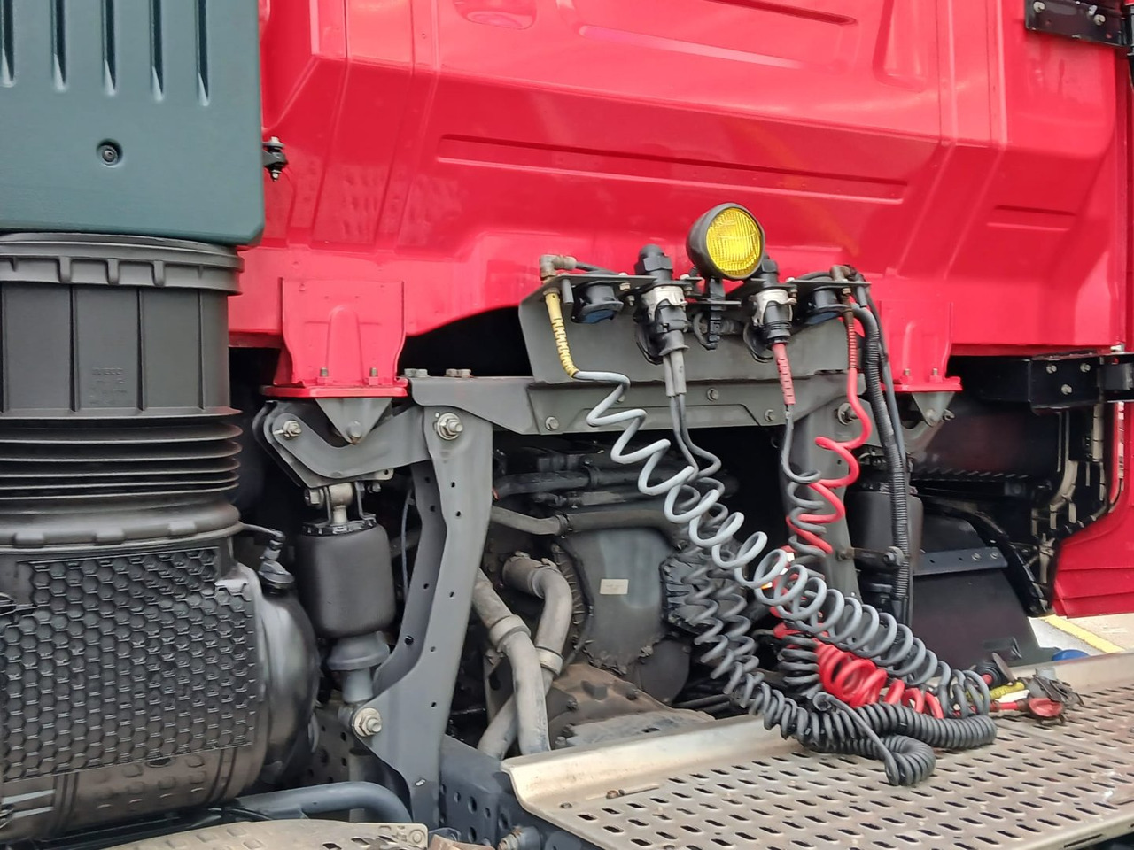 Cabeza Tractora IVECO 460 AUTOMATICO CON INTARDER - Tegljač: slika 5 Cabeza Tractora IVECO 460 AUTOMATICO CON INTARDER - Tegljač: slika 5