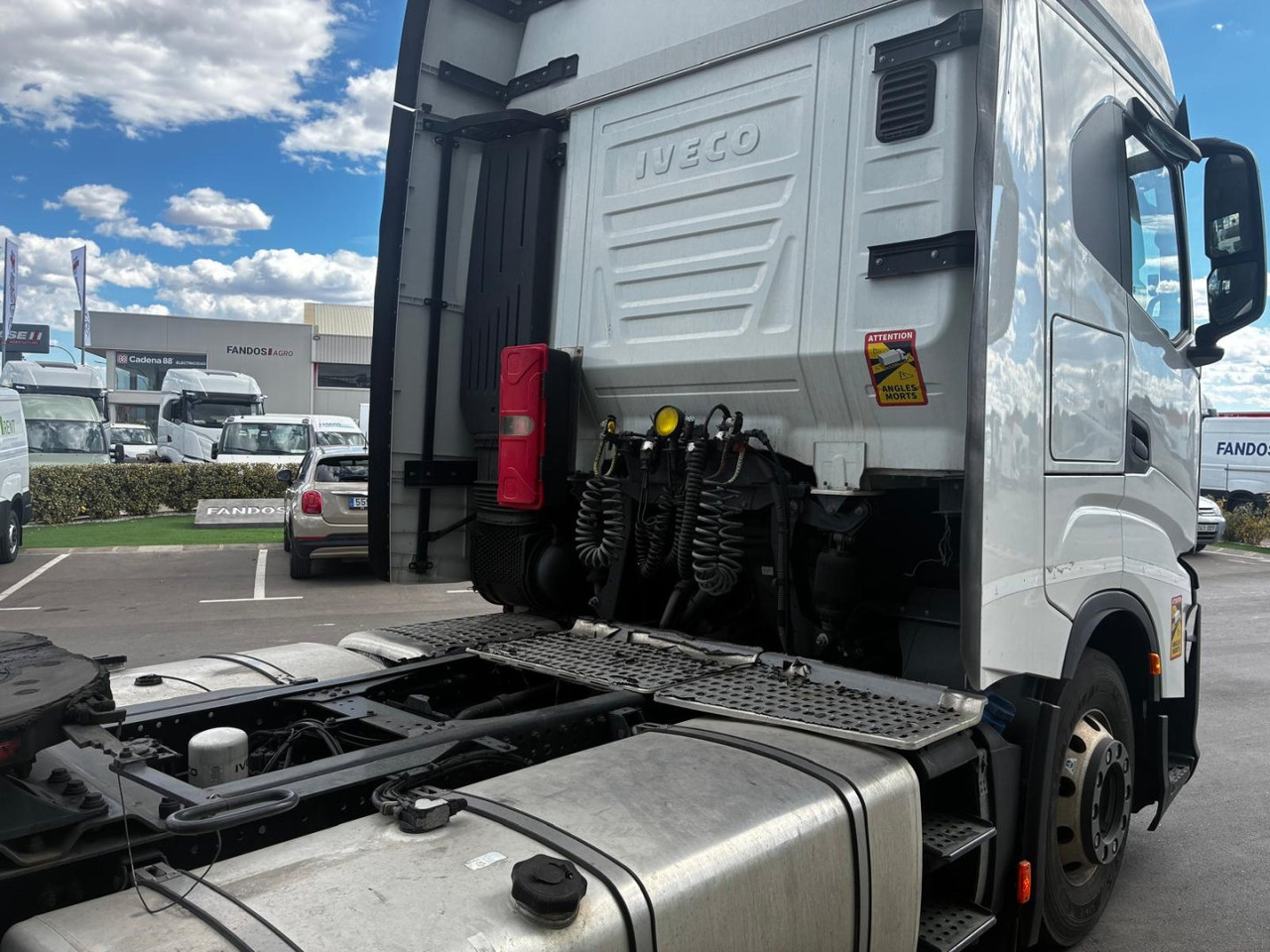 Cabeza Tractora IVECO 460 AUTOMATICO INTARDER ADR - Tegljač: slika 5 Cabeza Tractora IVECO 460 AUTOMATICO INTARDER ADR - Tegljač: slika 5