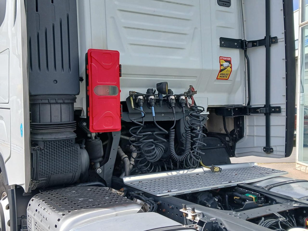 Cabeza Tractora IVECO 460 AUTOMATICO INTARDER ADR - Tegljač: slika 5 Cabeza Tractora IVECO 460 AUTOMATICO INTARDER ADR - Tegljač: slika 5