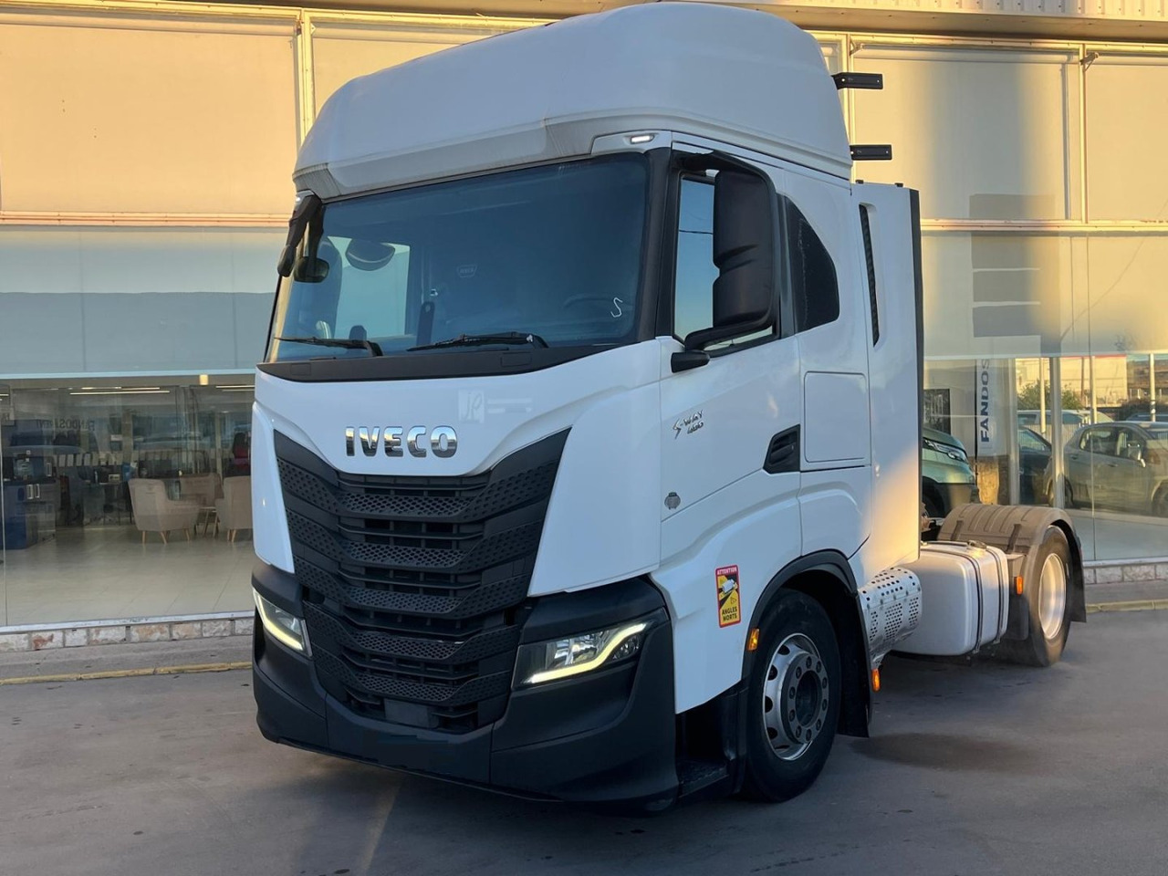 Cabeza Tractora IVECO 480 AUTOMATICO CON INTARDER - Tegljač: slika 1 Cabeza Tractora IVECO 480 AUTOMATICO CON INTARDER - Tegljač: slika 1