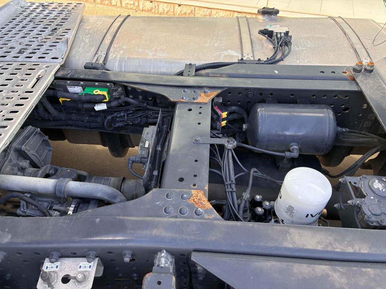 Cabeza Tractora IVECO S-WAY 510 AUTOMATICO CON INTARDER - Tegljač: slika 5 Cabeza Tractora IVECO S-WAY 510 AUTOMATICO CON INTARDER - Tegljač: slika 5