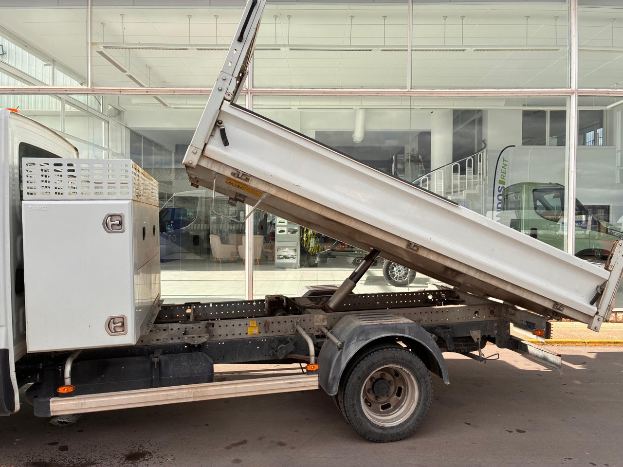 Volquete/Dumper IVECO 35C14 CAJA BASCULANTE - Dostavno vozilo kiper: slika 5 Volquete/Dumper IVECO 35C14 CAJA BASCULANTE - Dostavno vozilo kiper: slika 5