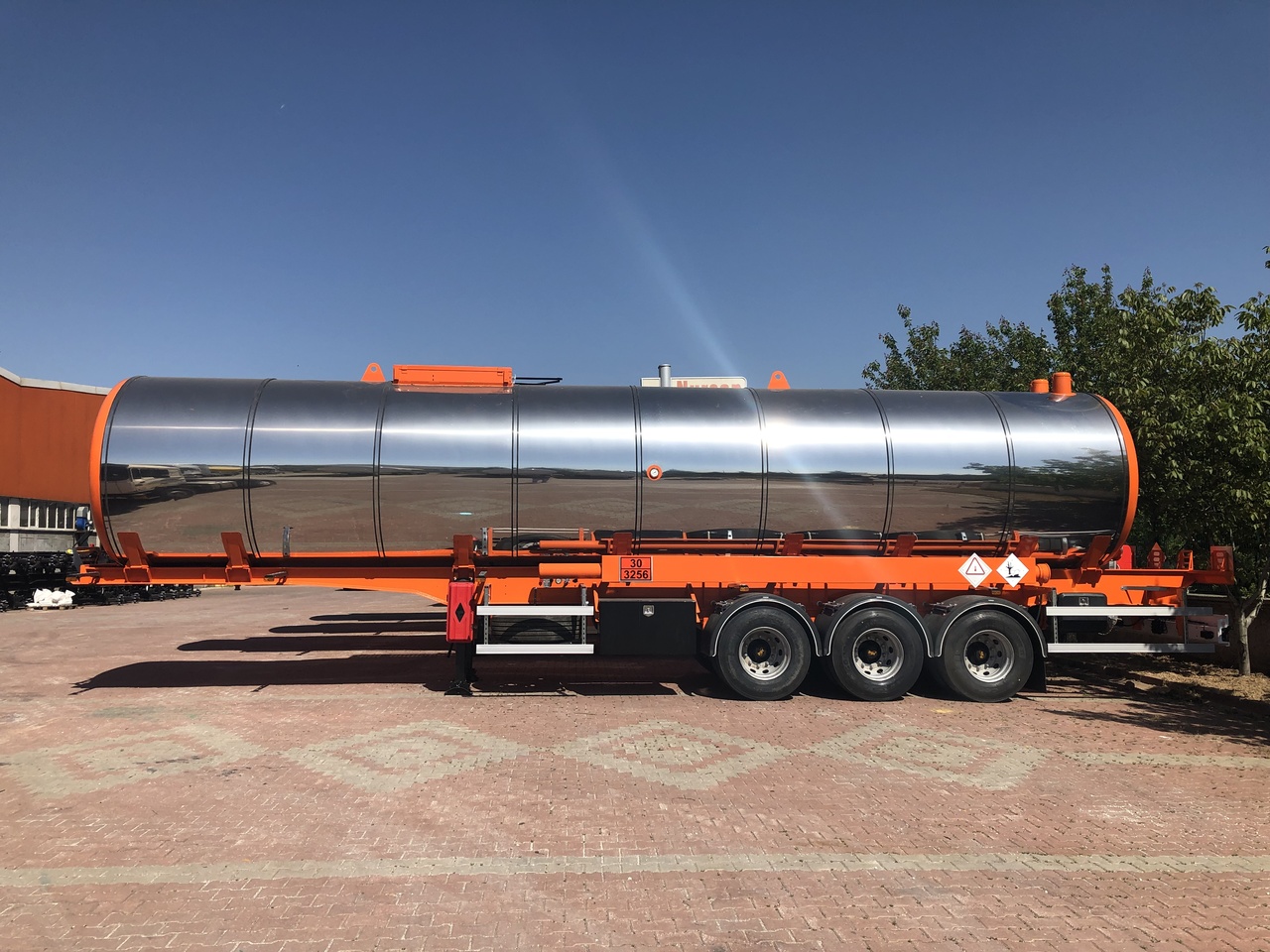 Novu Poluprikolica cisterna za prevoz bitumena NURSAN ASPHALT INSULATED BITUMEN TANKER: slika 9 Novu Poluprikolica cisterna za prevoz bitumena NURSAN ASPHALT INSULATED BITUMEN TANKER: slika 9