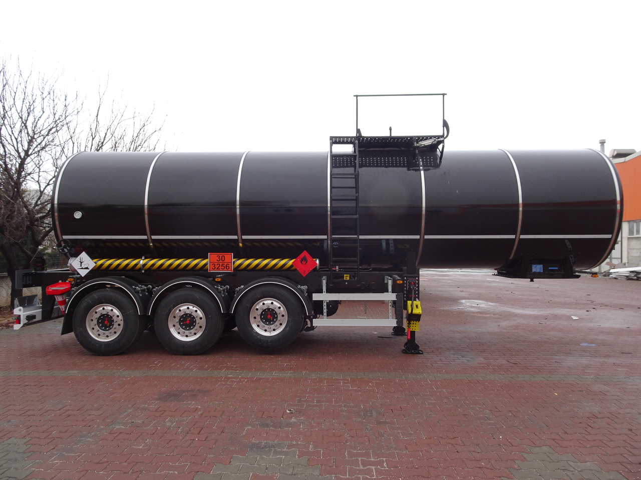 Novu Poluprikolica cisterna za prevoz bitumena NURSAN ASPHALT INSULATED BITUMEN TANKER: slika 8 Novu Poluprikolica cisterna za prevoz bitumena NURSAN ASPHALT INSULATED BITUMEN TANKER: slika 8