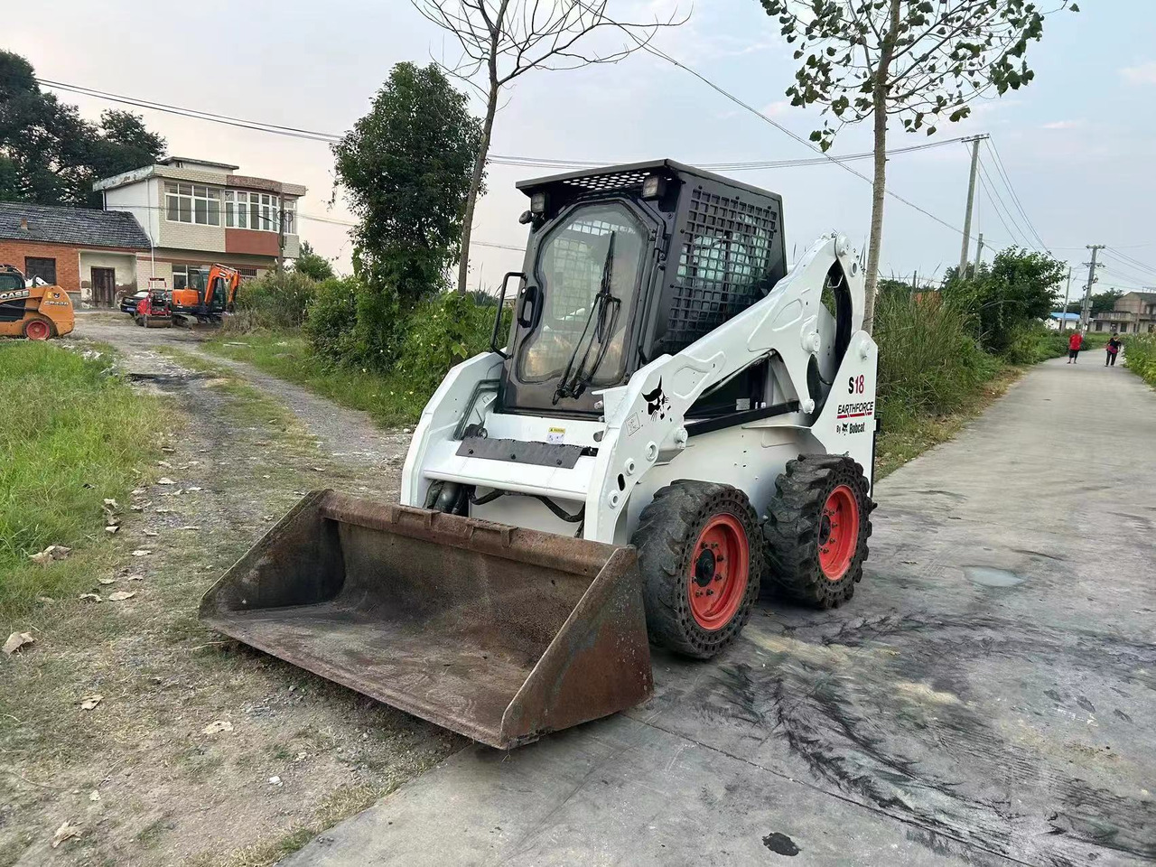BOBCAT S18 - Mini utovarivač: slika 3 BOBCAT S18 - Mini utovarivač: slika 3