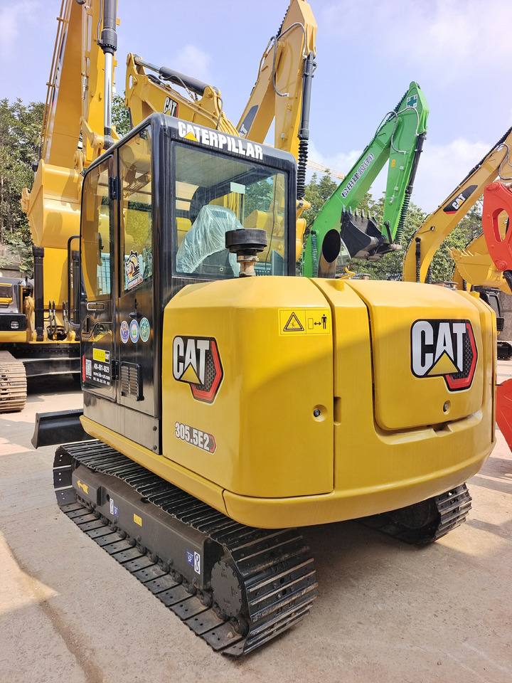 CAT 305.5E - Mini bager: slika 1 CAT 305.5E - Mini bager: slika 1