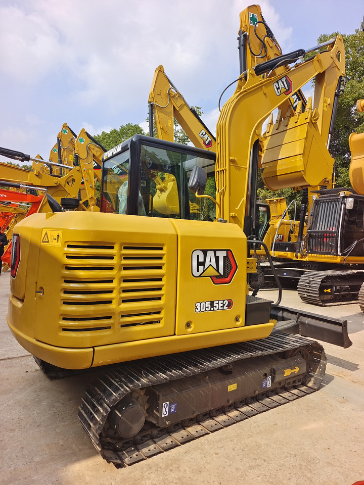 CAT 305.5E - Mini bager: slika 1 CAT 305.5E - Mini bager: slika 1