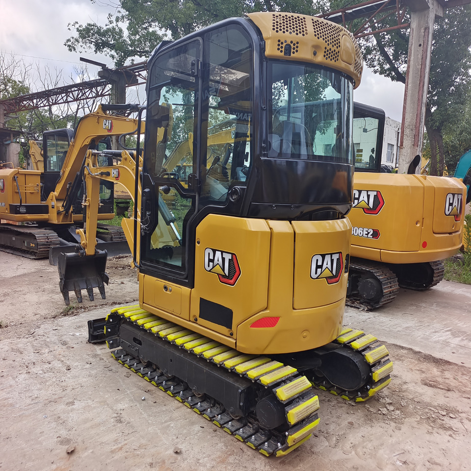 CATERPILLAR 302 CR CAT MINI DIGGER WITH RUBBER TRACK - Mini bager: slika 4 CATERPILLAR 302 CR CAT MINI DIGGER WITH RUBBER TRACK - Mini bager: slika 4