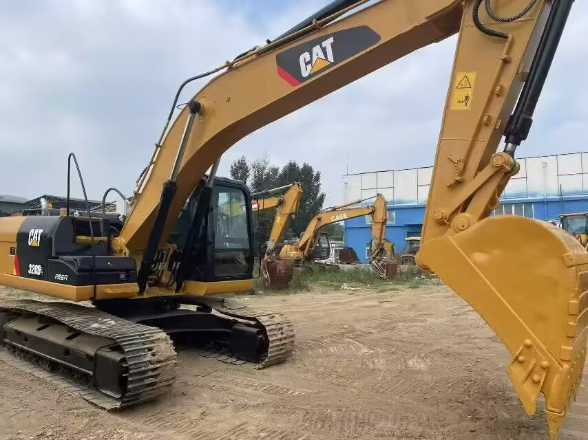 CATERPILLAR 320 D 2 L CAT 320D2 L - Bager guseničar: slika 2 CATERPILLAR 320 D 2 L CAT 320D2 L - Bager guseničar: slika 2