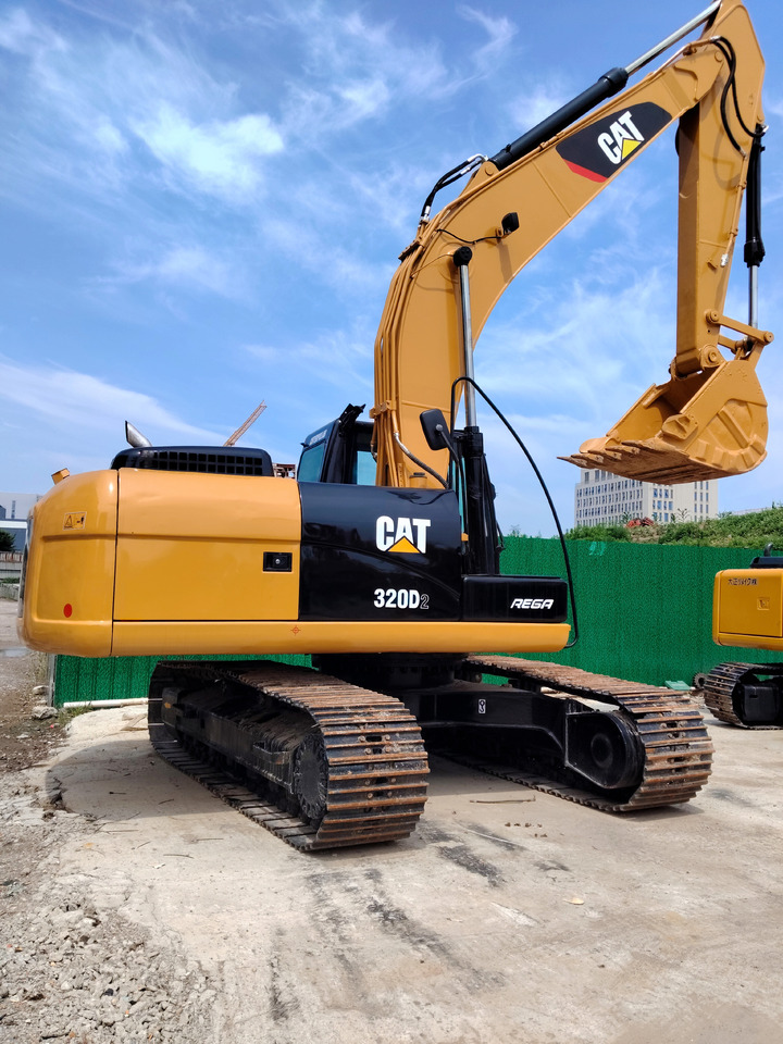 CATERPILLAR 320 D2 L WITH C7.1 ENGINE CAT 320D 2 L - Bager guseničar: slika 2 CATERPILLAR 320 D2 L WITH C7.1 ENGINE CAT 320D 2 L - Bager guseničar: slika 2