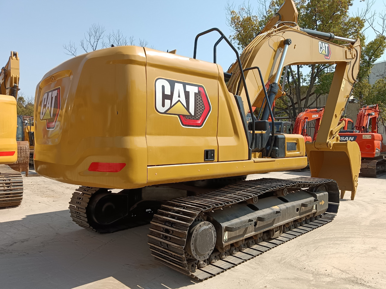 CATERPILLAR 320 GC CAT 320GC 320D2L 330GC 336GC 323GC - Bager guseničar: slika 2 CATERPILLAR 320 GC CAT 320GC 320D2L 330GC 336GC 323GC - Bager guseničar: slika 2