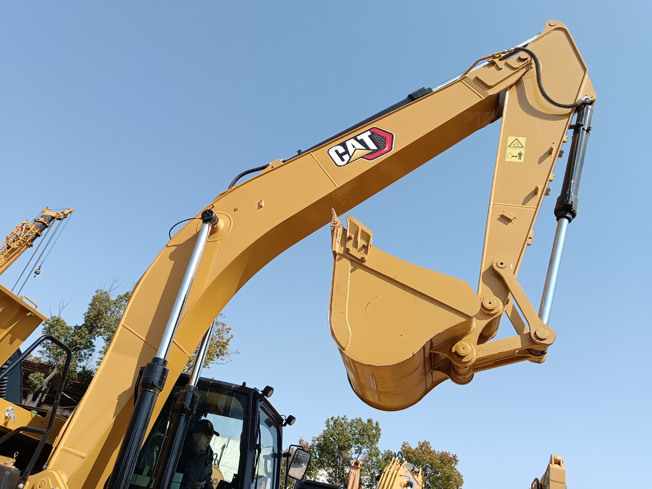 CATERPILLAR 320 GC CAT 320GC 323GC 336GC - Bager guseničar: slika 2 CATERPILLAR 320 GC CAT 320GC 323GC 336GC - Bager guseničar: slika 2
