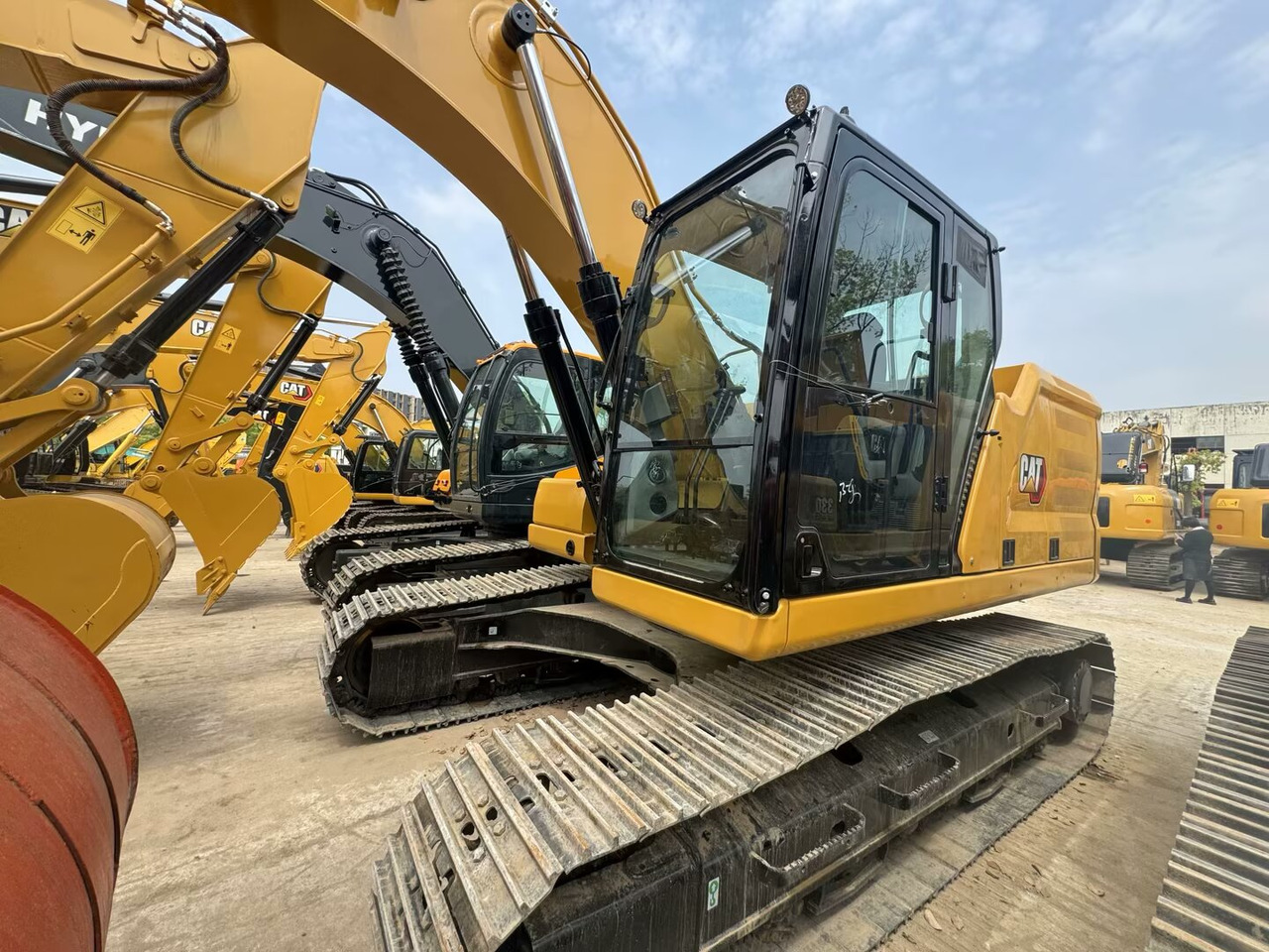 CATERPILLAR 323GC CAT 323 GC 330GC 336GC 330D2L 336D2L - Bager guseničar: slika 1 CATERPILLAR 323GC CAT 323 GC 330GC 336GC 330D2L 336D2L - Bager guseničar: slika 1