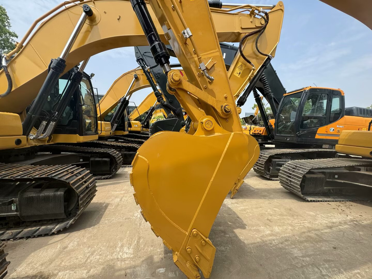 CATERPILLAR 323GC CAT 323 GC 330GC 336GC 330D2L 336D2L - Bager guseničar: slika 3 CATERPILLAR 323GC CAT 323 GC 330GC 336GC 330D2L 336D2L - Bager guseničar: slika 3