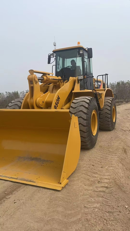 CATERPILLAR 950H CAT 950 H 950GC - Utovarivač točkaš: slika 2 CATERPILLAR 950H CAT 950 H 950GC - Utovarivač točkaš: slika 2