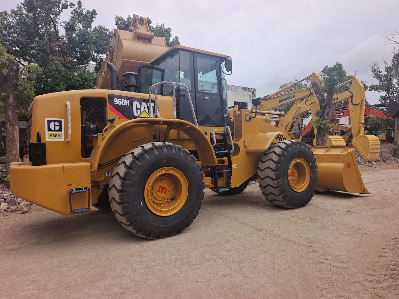 Utovarivač točkaš CATERPILLAR 966 H CAT 966H: slika 1