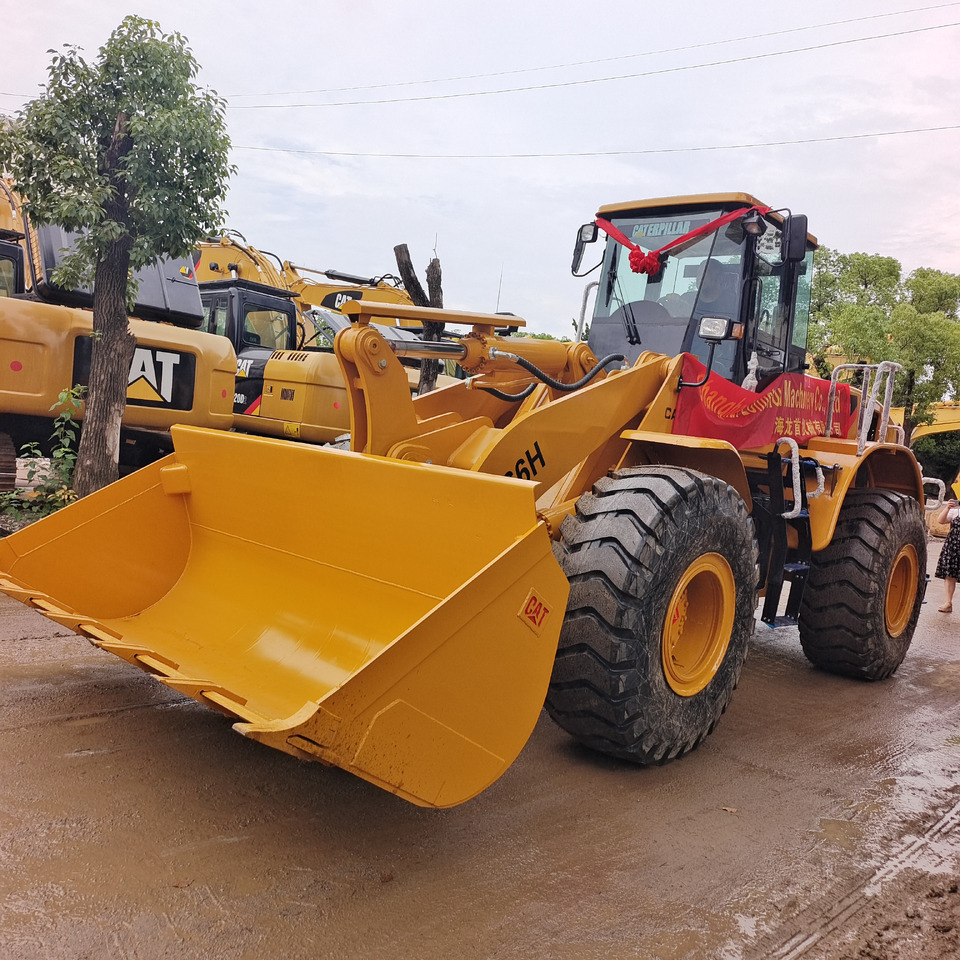 CATERPILLAR 966H CAT 966 H 950H 950GC - Utovarivač točkaš: slika 1 CATERPILLAR 966H CAT 966 H 950H 950GC - Utovarivač točkaš: slika 1