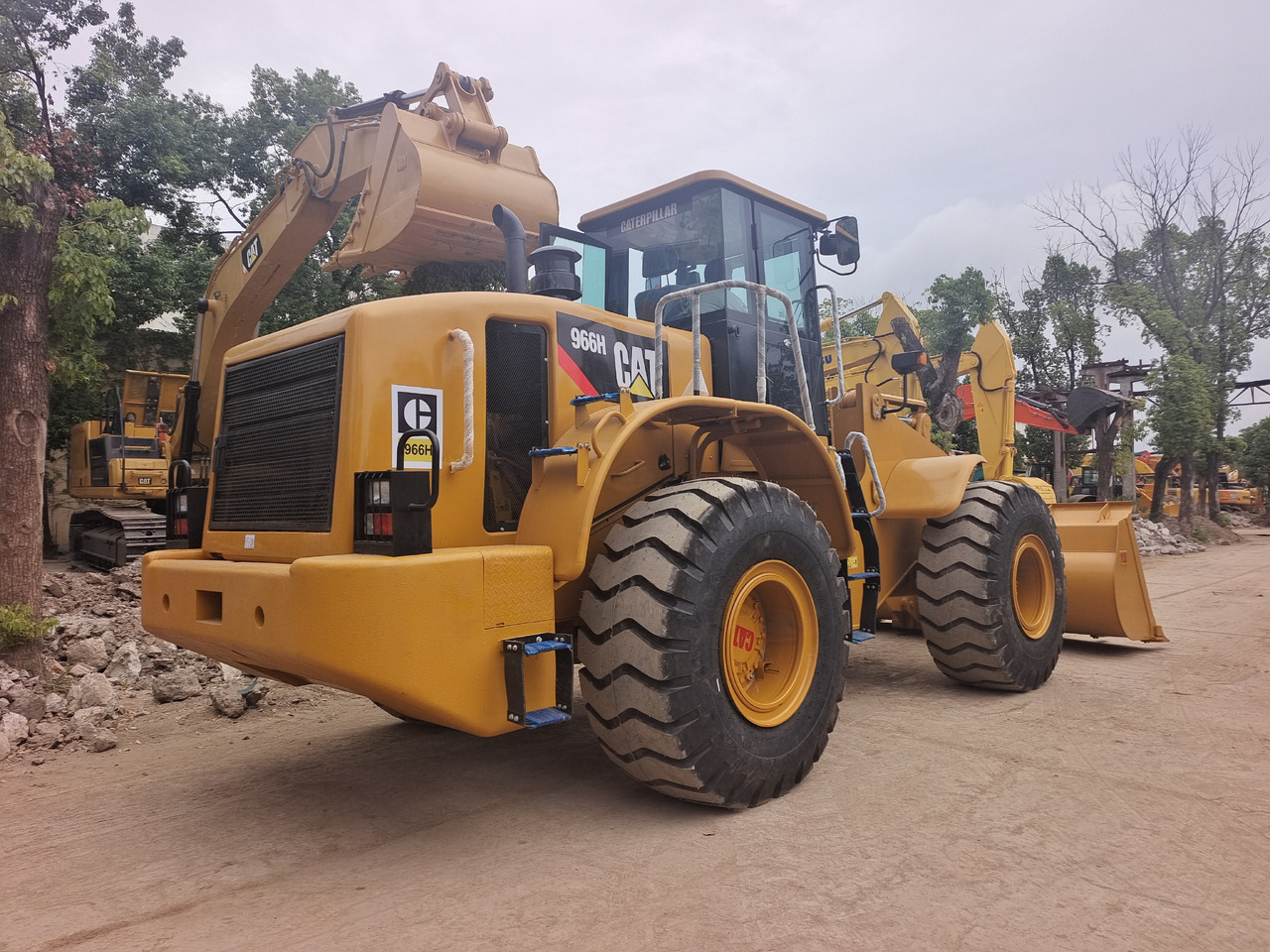 CATERPILLAR 966H CAT - Utovarivač točkaš: slika 2 CATERPILLAR 966H CAT - Utovarivač točkaš: slika 2