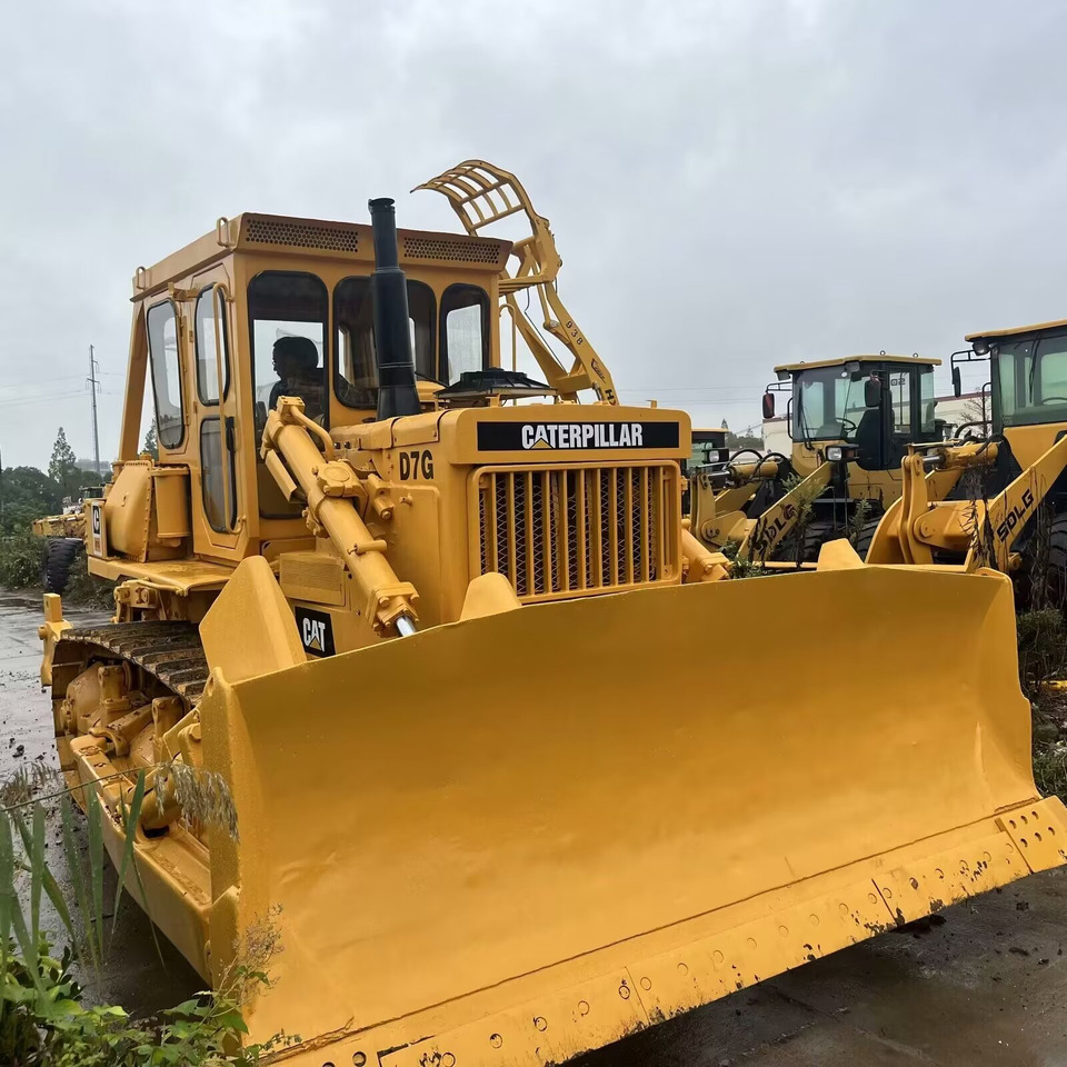 CATERPILLAR D7G CAT D 7 G - Buldožer: slika 1 CATERPILLAR D7G CAT D 7 G - Buldožer: slika 1