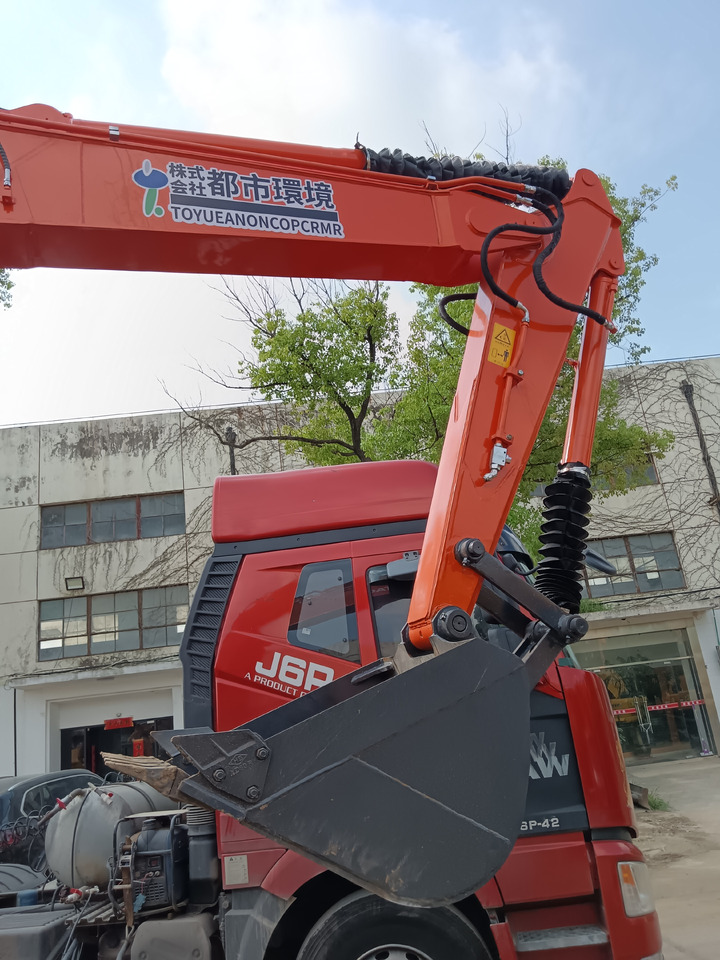 HITACHI ZX70 ZAXIS 70 - Mini bager: slika 3 HITACHI ZX70 ZAXIS 70 - Mini bager: slika 3