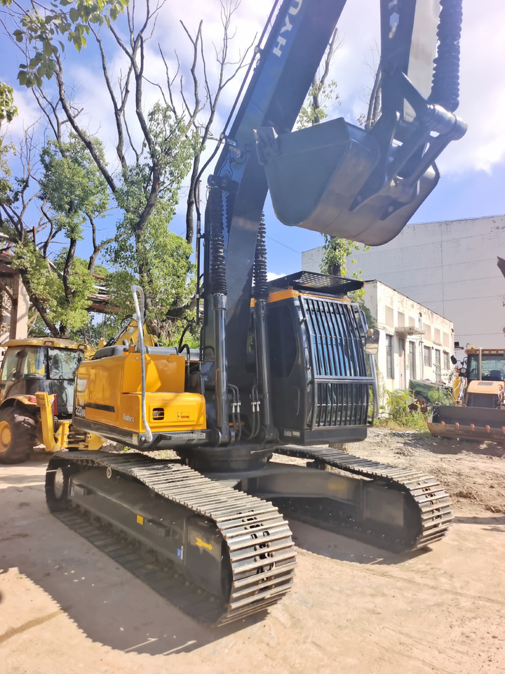 HYUNDAI HX220HD WITH 4 CAMERAS - Bager guseničar: slika 4 HYUNDAI HX220HD WITH 4 CAMERAS - Bager guseničar: slika 4