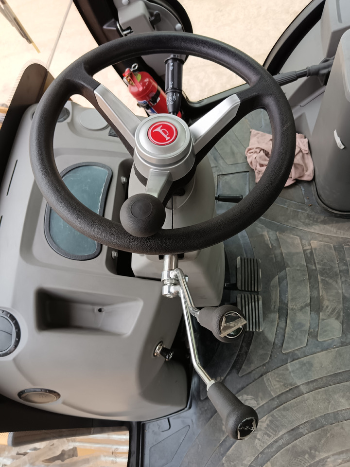 JCB 4CX 4*4 DRIVE BRAND NEW - Bager utovarivač: slika 2 JCB 4CX 4*4 DRIVE BRAND NEW - Bager utovarivač: slika 2