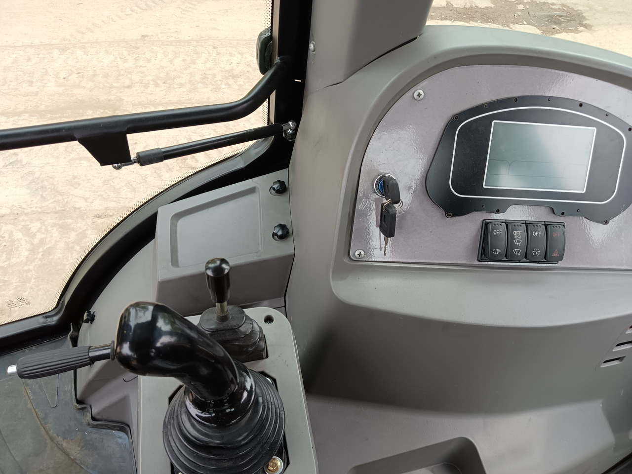 JCB 4CX 4*4 DRIVE BRAND NEW - Bager utovarivač: slika 4 JCB 4CX 4*4 DRIVE BRAND NEW - Bager utovarivač: slika 4