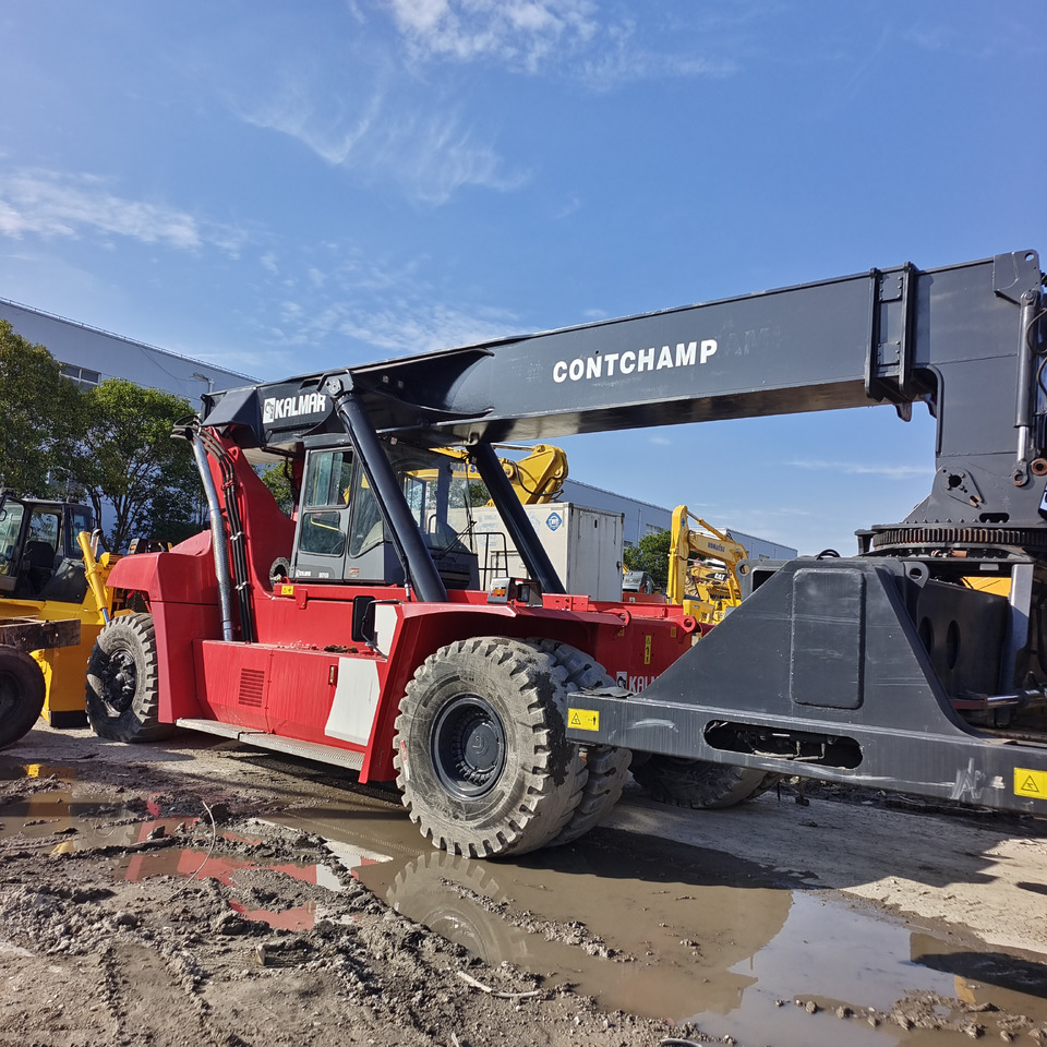 KALMAR DRT450 45 TON DRF 450 DRU450 DRD 450 - Dizalica za kontejnere: slika 2 KALMAR DRT450 45 TON DRF 450 DRU450 DRD 450 - Dizalica za kontejnere: slika 2