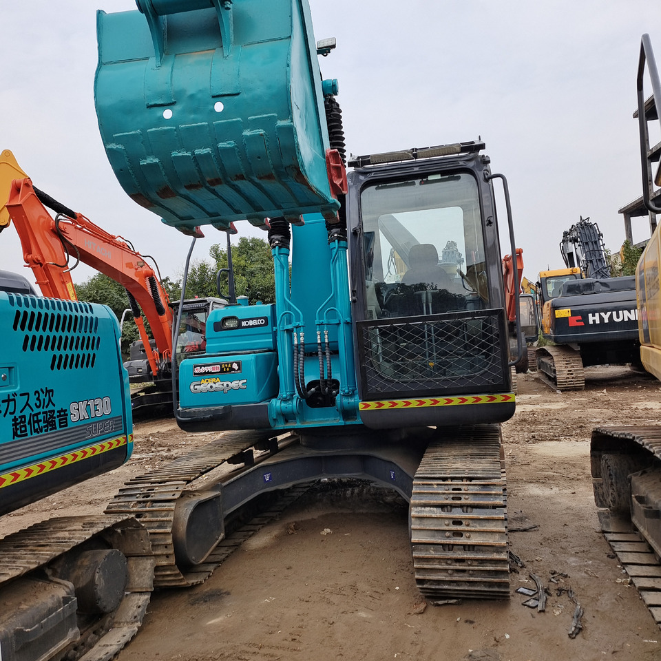 KOBELCO SK140 - Bager guseničar: slika 4 KOBELCO SK140 - Bager guseničar: slika 4