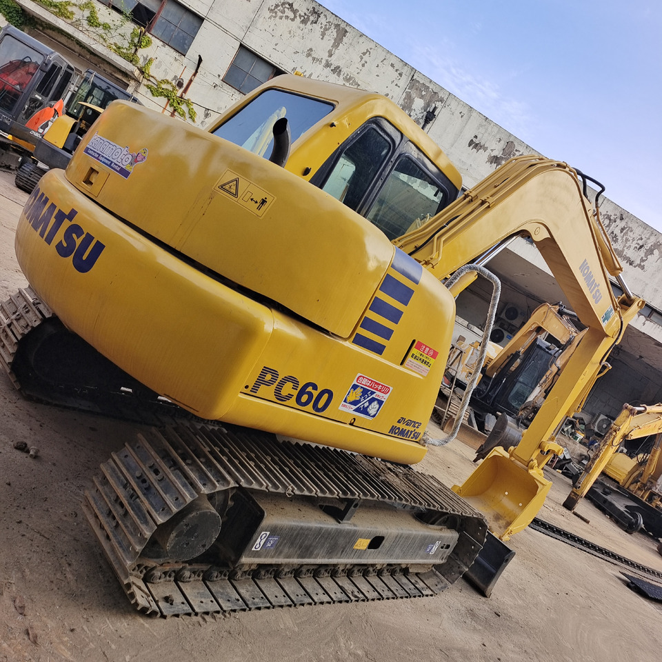 KOMATSU PC 60 - Mini bager: slika 1 KOMATSU PC 60 - Mini bager: slika 1