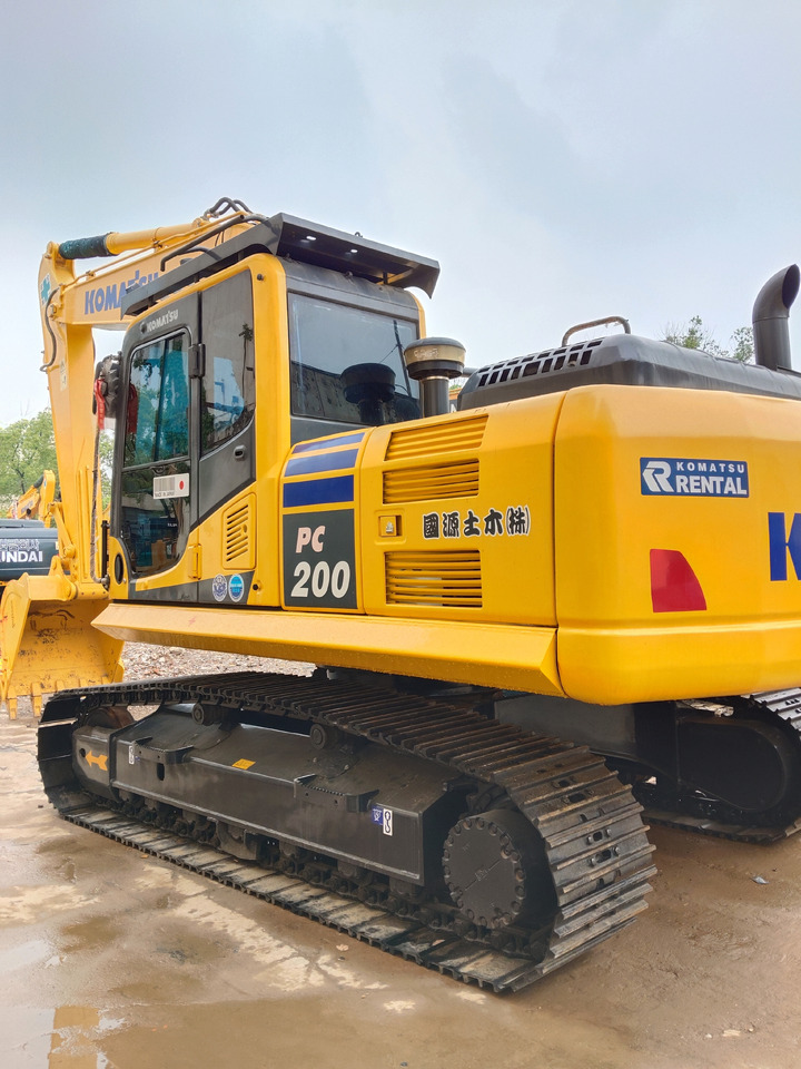 KOMATSU PC200-8 PC 200-8 N1 - Bager guseničar: slika 1 KOMATSU PC200-8 PC 200-8 N1 - Bager guseničar: slika 1
