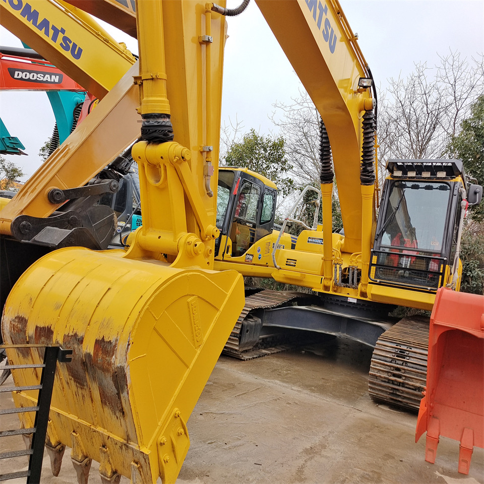 KOMATSU PC210LC-8 Komatsu PC210-8 - Bager guseničar: slika 3 KOMATSU PC210LC-8 Komatsu PC210-8 - Bager guseničar: slika 3