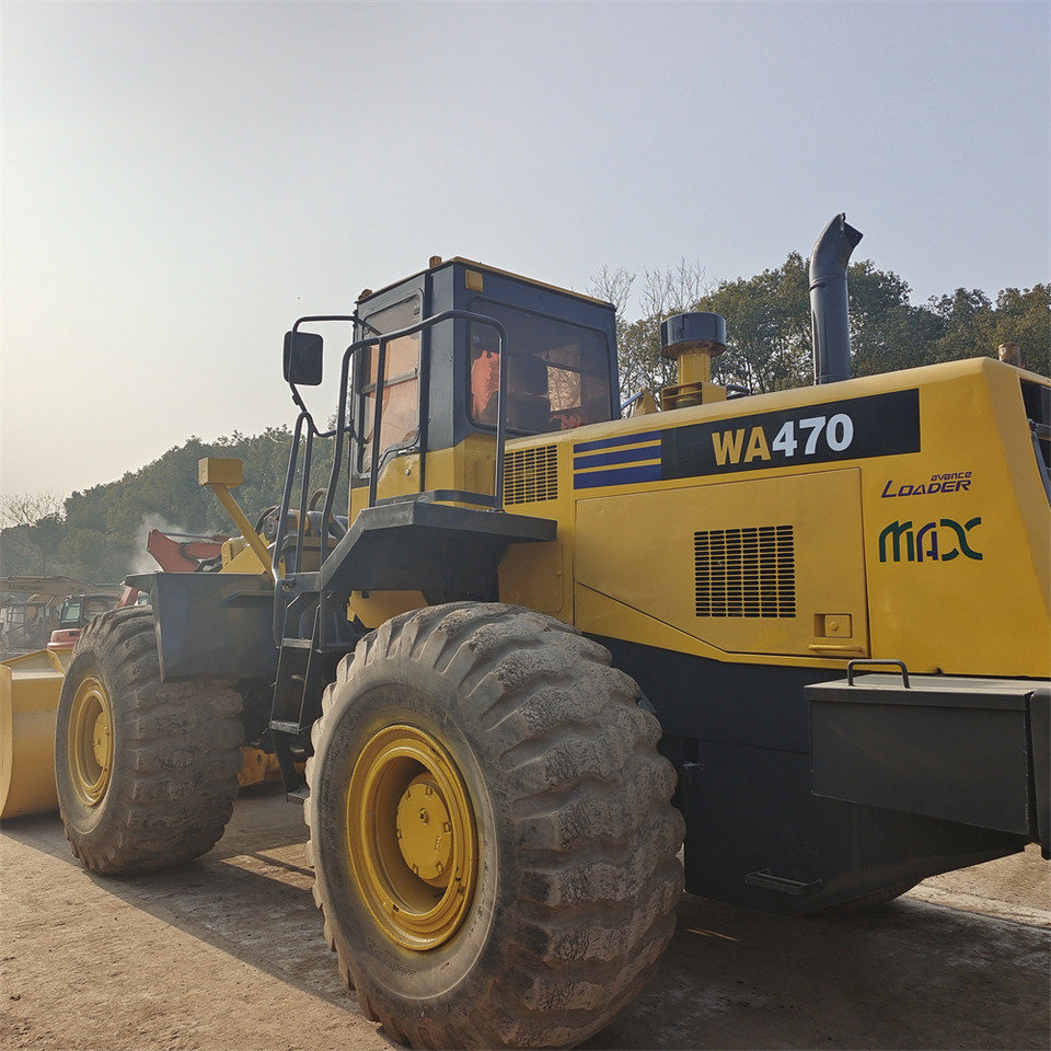 KOMATSU WA470-3 - Utovarivač točkaš: slika 2 KOMATSU WA470-3 - Utovarivač točkaš: slika 2