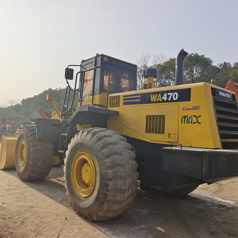 KOMATSU WA470-3 - Utovarivač točkaš: slika 4 KOMATSU WA470-3 - Utovarivač točkaš: slika 4