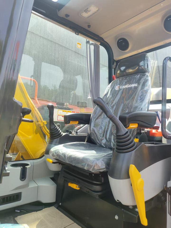 LIUGONG 9075FG4 BRAND NEW 7.5 TON DIGGER - Mini bager: slika 5 LIUGONG 9075FG4 BRAND NEW 7.5 TON DIGGER - Mini bager: slika 5