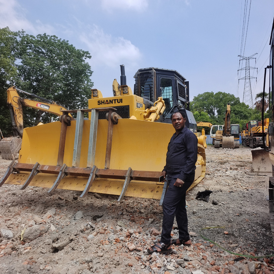 SHANTUI SD22 WITH CLEARING RAKE - Buldožer: slika 5 SHANTUI SD22 WITH CLEARING RAKE - Buldožer: slika 5