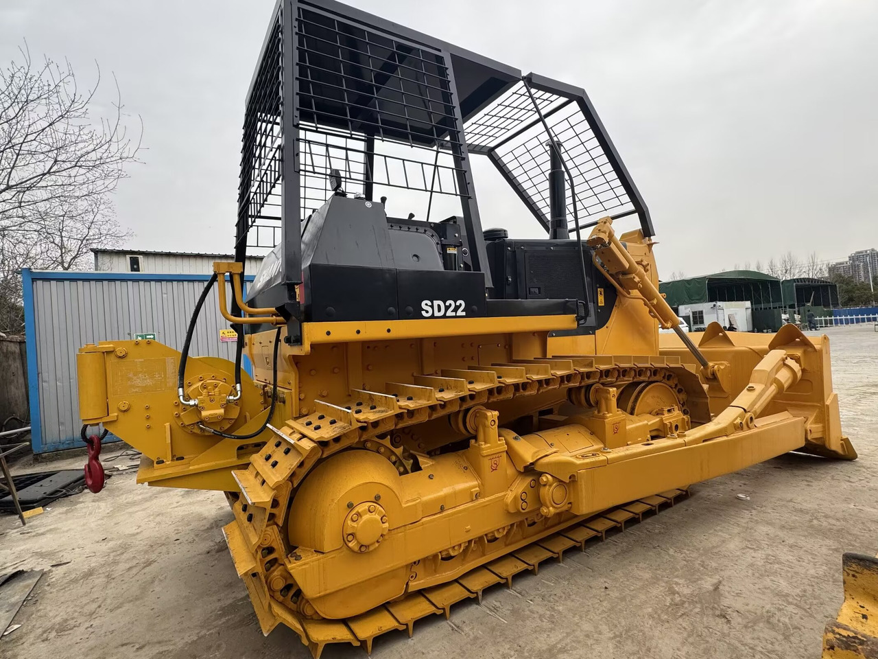 SHANTUI SD22F 220HP Forest Logging Lumbering Dozer with Winch - Buldožer: slika 1 SHANTUI SD22F 220HP Forest Logging Lumbering Dozer with Winch - Buldožer: slika 1