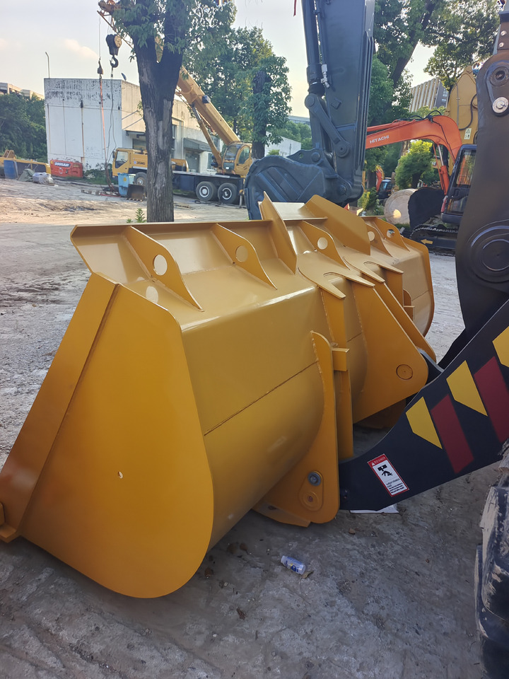 Utovarivač točkaš XCMG LW500KV: slika 9 Utovarivač točkaš XCMG LW500KV: slika 9