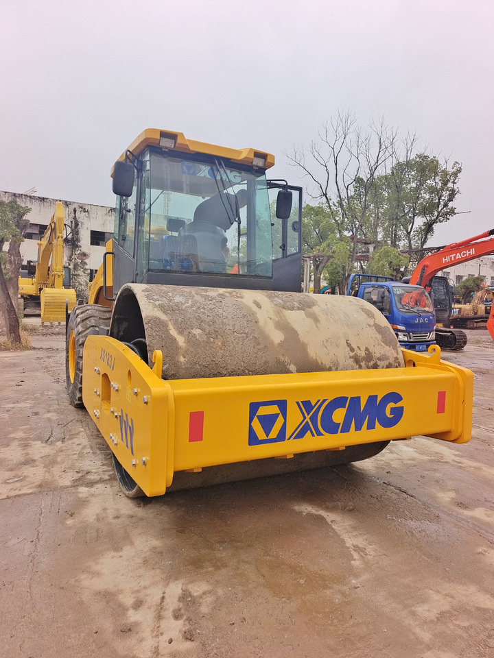 XCMG XS183J - Valjak za puteve: slika 5 XCMG XS183J - Valjak za puteve: slika 5