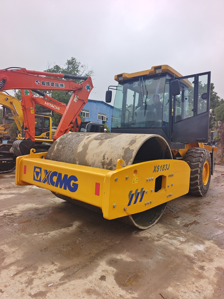 XCMG XS183J - Valjak za puteve: slika 3 XCMG XS183J - Valjak za puteve: slika 3
