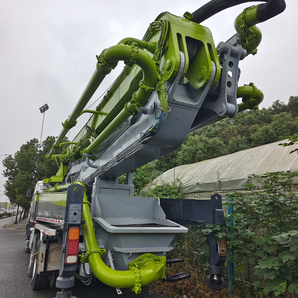 ZOOMLION ZLJ5336THBSE - Auto pumpa za beton: slika 5 ZOOMLION ZLJ5336THBSE - Auto pumpa za beton: slika 5
